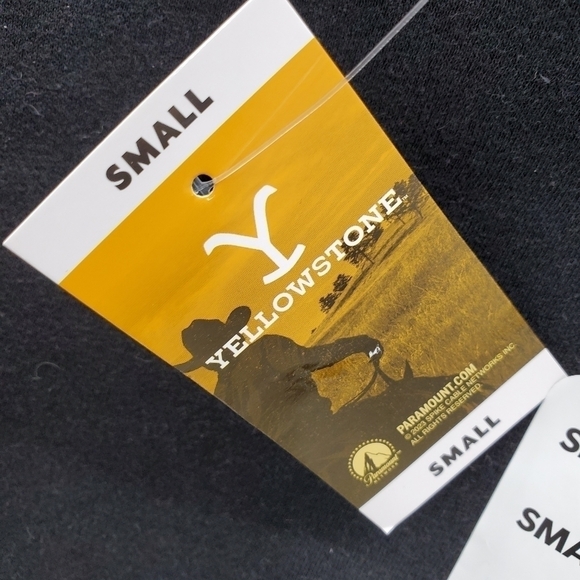 Yellowstone Dutton Ranch Sweatshirt Women's Small NWT - Picture 3 of 11